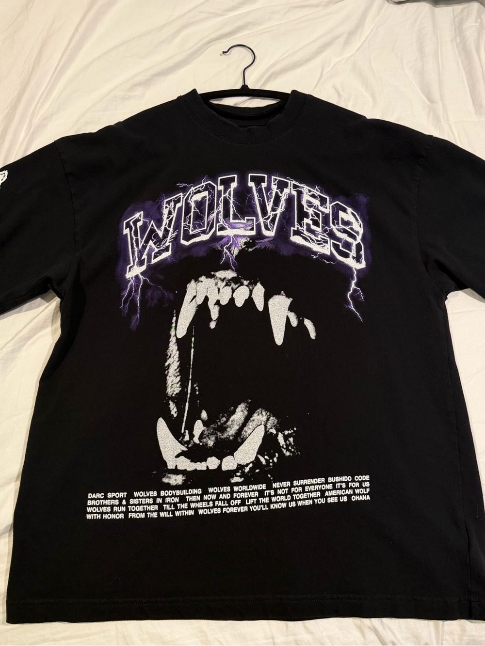 Darc Sport Wolves Graphic Long-Sleeve Shirt - Black with Purple Accents